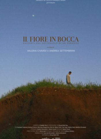 Il fiore in bocca